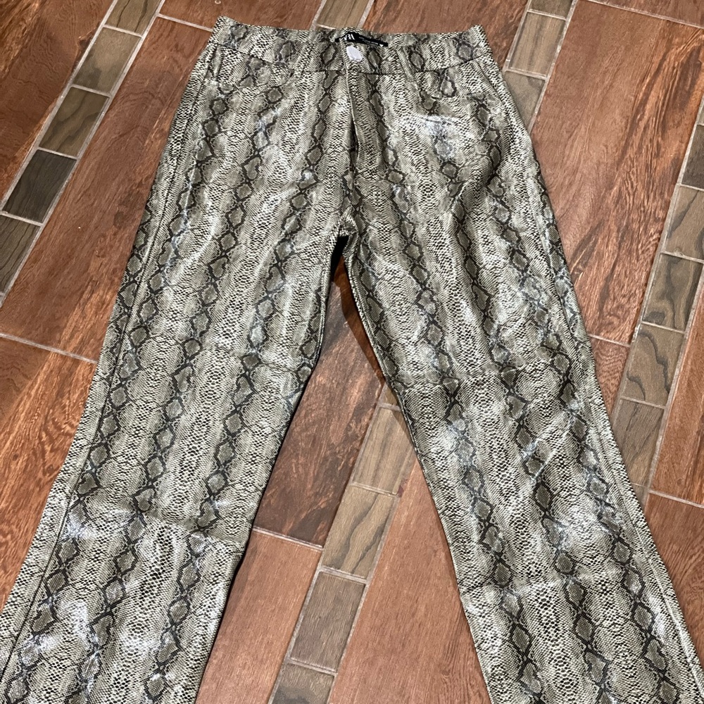 Snake Print Faux Leather-like Trouser
